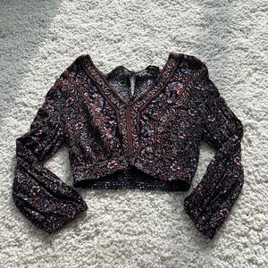 Floral long sleeve crop top